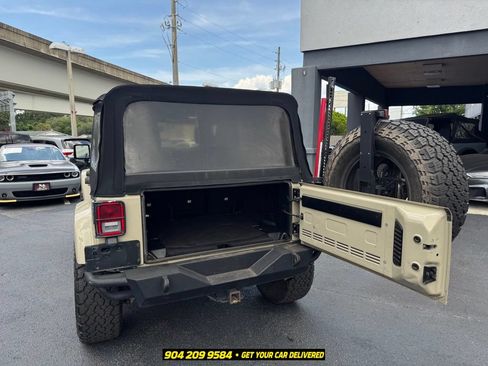 Used 2017 Jeep Wrangler Unlimited Sport AWD/4WD image 27