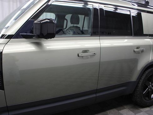 Used 2020 Land Rover Defender 110 S image 50