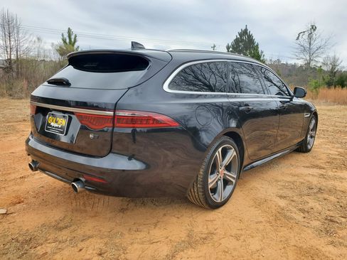 Used 2018 Jaguar XF First Edition image 10