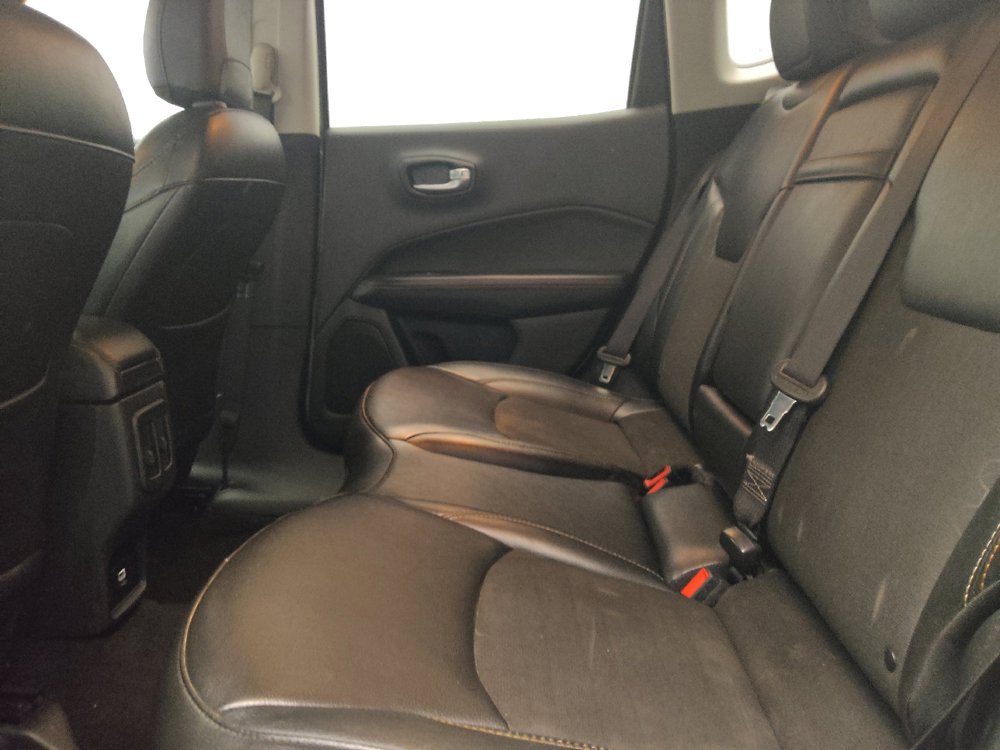 Used 2020 Jeep Compass Latitude FWD image 18