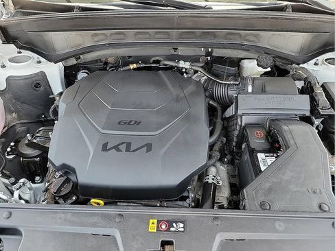 Used 2022 Kia Telluride EX w/ EX Premium Package AWD/4WD image 12