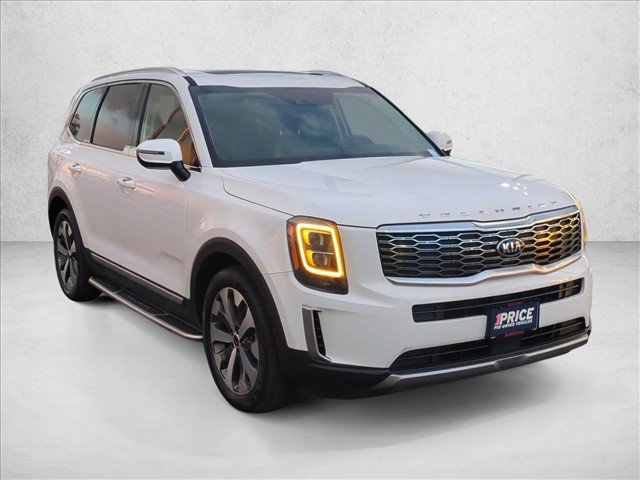 Used 2021 Kia Telluride EX w/ EX Premium Package FWD image 3