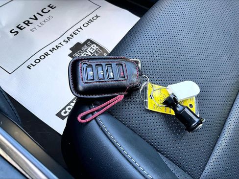 Used 2023 Lexus IS 350 F Sport image 14