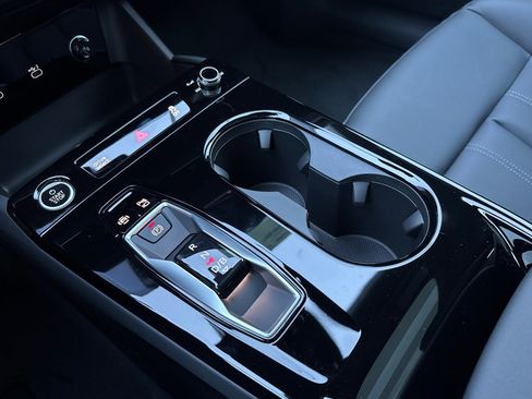 New 2025 Audi A6 e-tron Ultra image 18