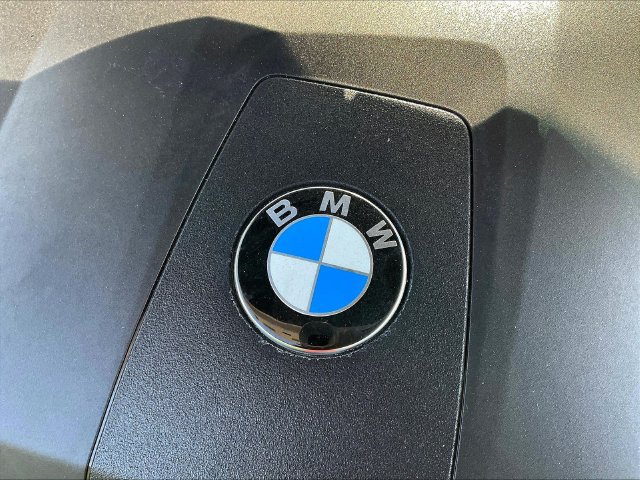 Used 2023 BMW 740i RWD image 33