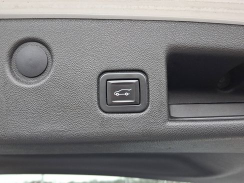 Used 2020 Chevrolet Equinox LT AWD/4WD image 29