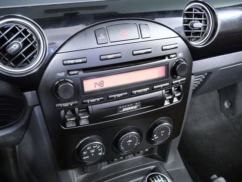 Used 2008 MAZDA MX-5 Miata Grand Touring w/ Premium Pkg image 18