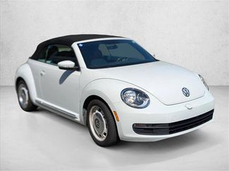 Used 2015 Volkswagen Beetle 1.8T video 3
