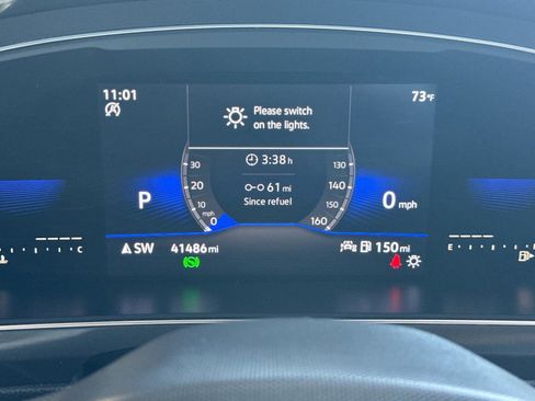 Used 2022 Volkswagen Tiguan SE image 29