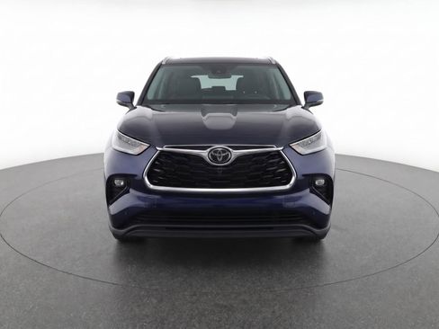 Used 2022 Toyota Highlander Limited AWD/4WD image 5