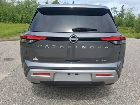 Certified 2025 Nissan Pathfinder SL AWD/4WD image 6