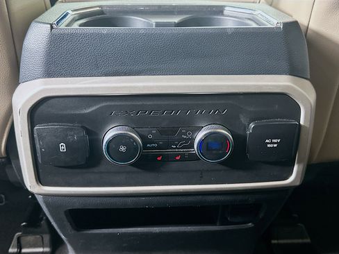 Used 2024 Ford Expedition Max Limited image 28