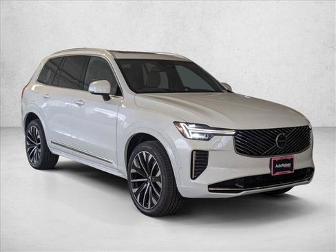 New 2026 Volvo XC90 B6 Plus w/ Protection Package image 7