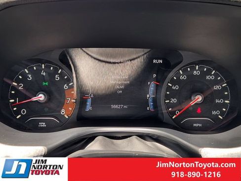 Used 2024 Jeep Compass Latitude AWD/4WD image 17