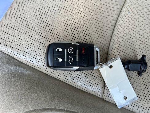 Used 2022 RAM 2500 Laramie image 29