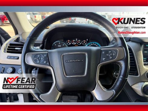 Used 2019 GMC Yukon Denali w/ Denali Ultimate Package image 32