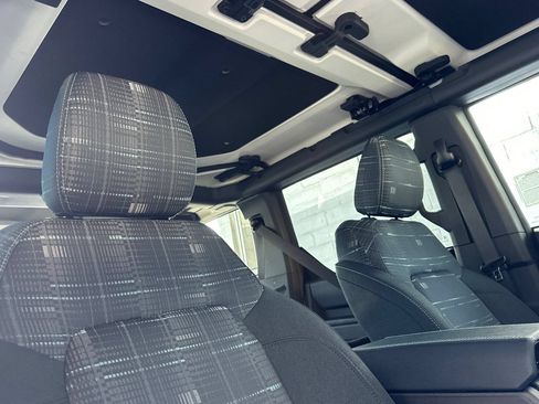 New 2026 Ford Bronco Heritage Edition AWD/4WD image 18