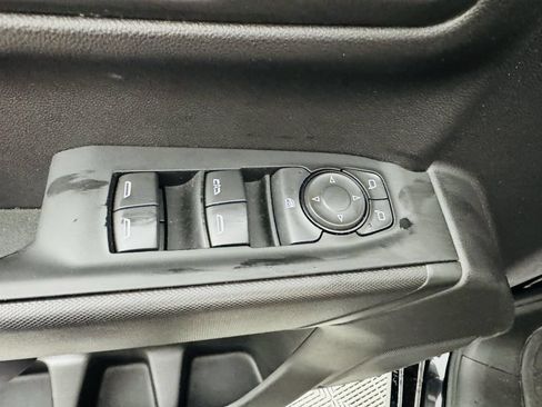 Used 2026 Chevrolet Silverado 1500 Custom RWD image 7