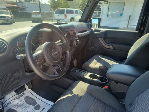 Used 2012 Jeep Wrangler Sport AWD/4WD image 13