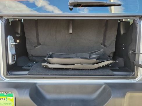 Used 2023 Jeep Wrangler Sport AWD/4WD image 12