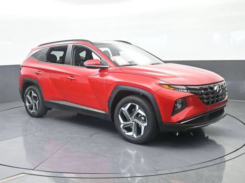 Used 2023 Hyundai Tucson Limited w/ Cargo Package AWD/4WD image 8