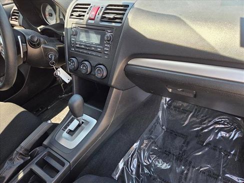 Used 2014 Subaru Impreza 2.0i Premium w/ Popular Package #2 image 19