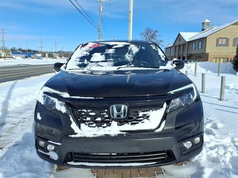 Used 2021 Honda Passport Sport image 2