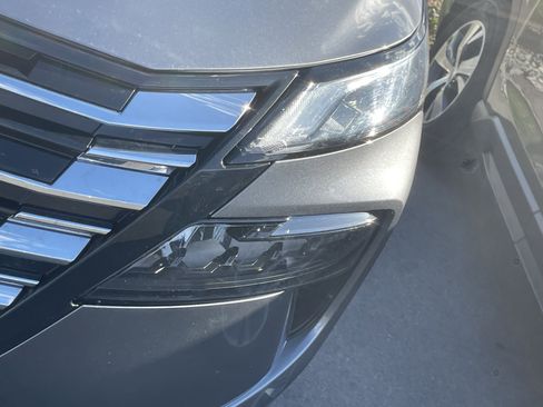 Used 2024 Nissan Rogue SV image 4