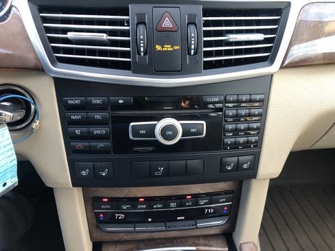 Used 2012 Mercedes-Benz E 350 4MATIC Wagon image 16