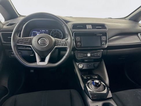 Used 2018 Nissan Leaf SV image 22