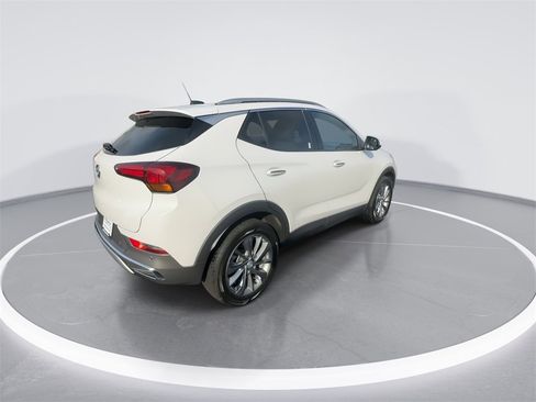 Used 2021 Buick Encore GX Essence w/ Advanced Technology Package image 8