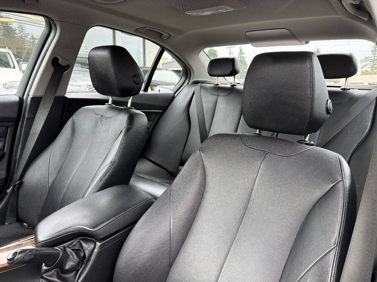 Used 2013 BMW 328i Sedan RWD image 32