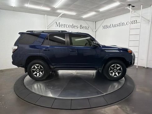 Used 2021 Toyota 4Runner TRD Off-Road Premium w/ Moonroof Package AWD/4WD image 8