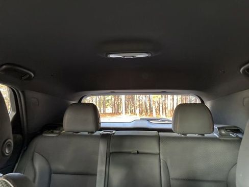 Used 2023 Chevrolet TrailBlazer RS image 33