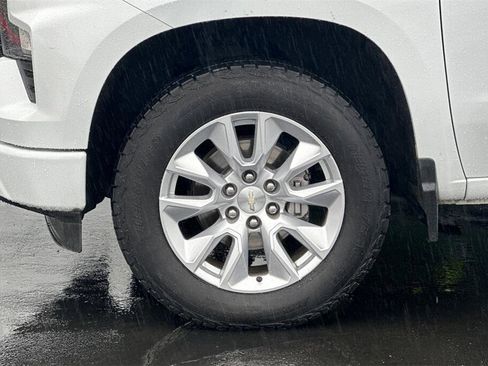Used 2022 Chevrolet Silverado 1500 Custom image 24