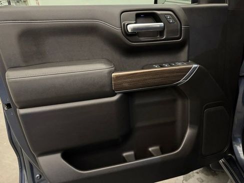 Used 2020 Chevrolet Silverado 1500 LT w/ Texas Edition image 4