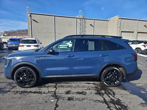 Certified 2024 Kia Sorento X-Line EX image 4