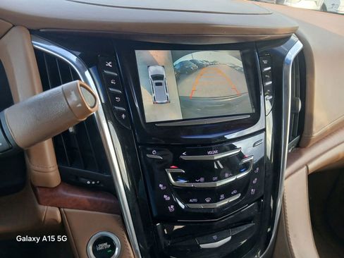 Used 2016 Cadillac Escalade Platinum image 33