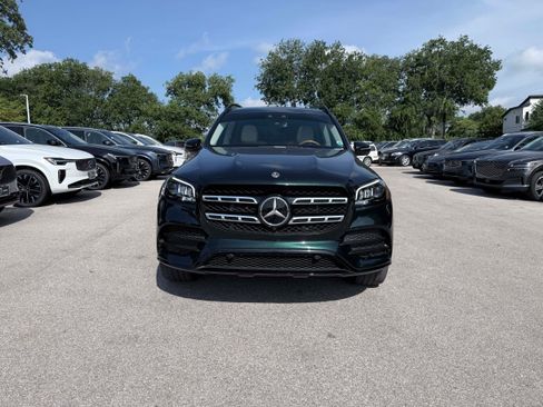 Used 2022 Mercedes-Benz GLS 450 4MATIC image 10