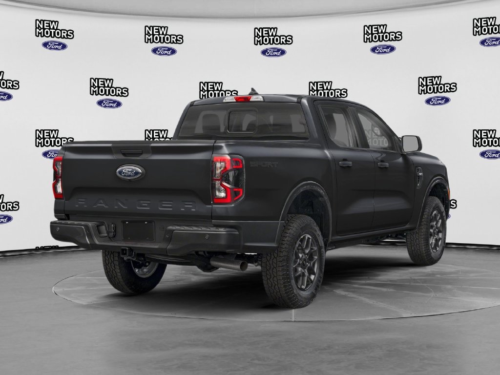 Used 2025 Ford Ranger XLT w/ Advanced Towing Package AWD/4WD image 2