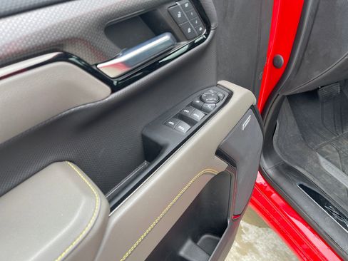 Used 2023 Chevrolet Silverado 1500 ZR2 w/ Technology Package image 15