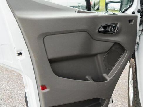 Used 2025 Ford Transit 250 Low Roof w/ Exterior Upgrade Package RWD image 12