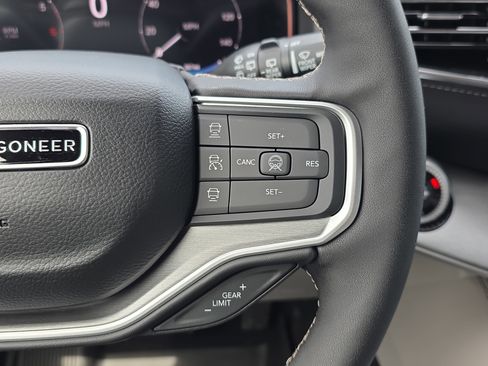 New 2026 Jeep Grand Wagoneer L Limited AWD/4WD image 14