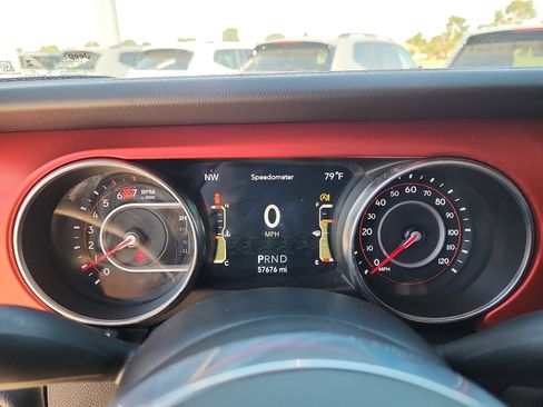 Used 2022 Jeep Wrangler Unlimited Rubicon w/ LED Lighting Group AWD/4WD image 17