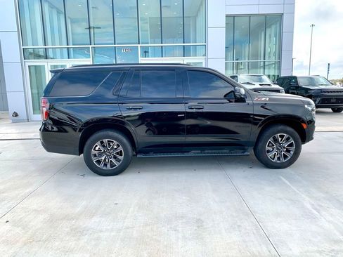 Used 2023 Chevrolet Tahoe Z71 w/ Luxury Package image 4