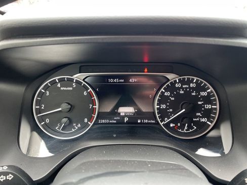 Used 2025 Nissan Rogue SV AWD/4WD image 28