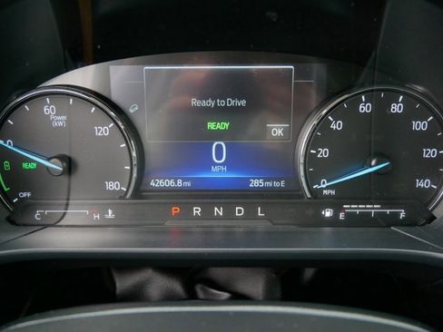 Certified 2022 Ford Escape SE w/ SE Sport Appearance Package image 22