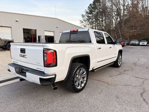 Used 2017 GMC Sierra 1500 Denali w/ Denali Ultimate Package image 3