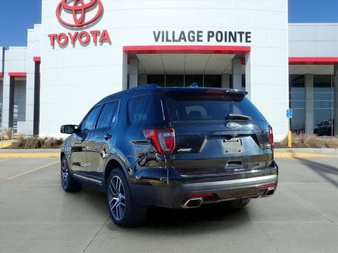 Used 2016 Ford Explorer Sport w/ Equipment Group 401A image 5