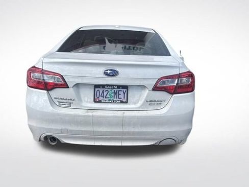 Used 2015 Subaru Legacy 2.5i Premium AWD/4WD image 4